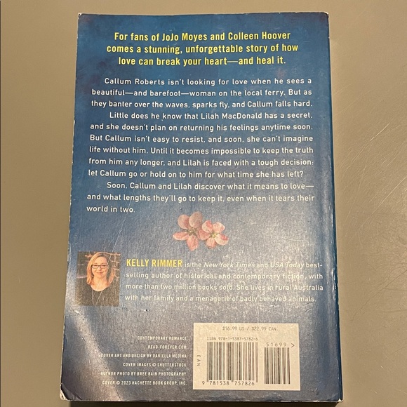 🔥 2/$25 - Me Without You by Kelly Rimmer - Picture 2 of 3